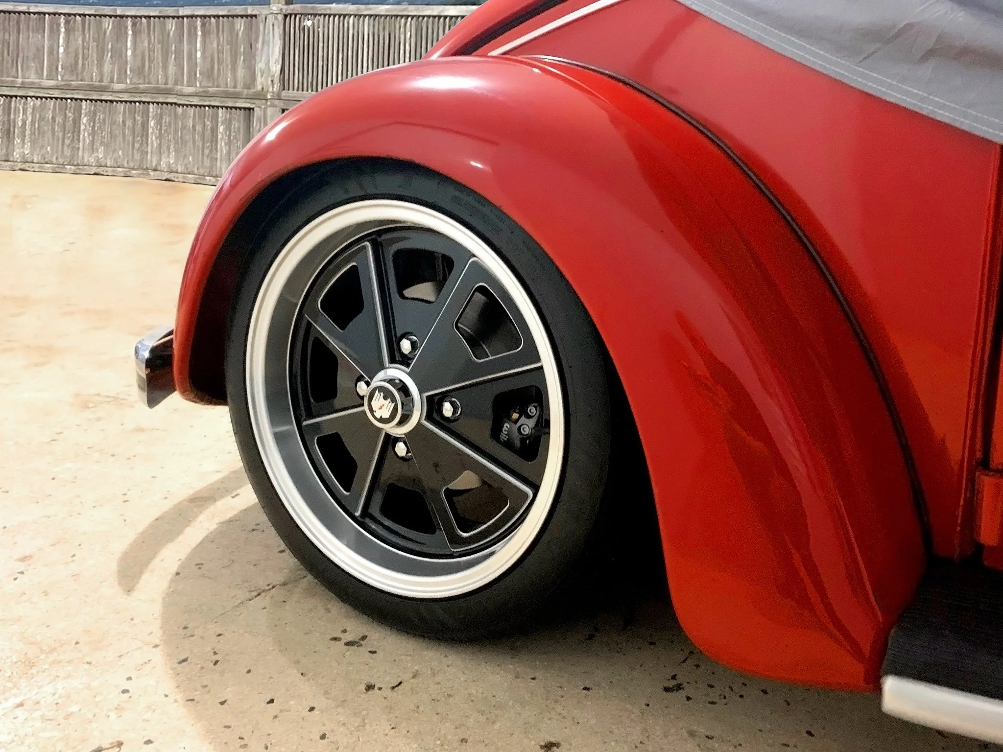 914 | Gloss Black Machined Lip + Milled Windows - Image 20