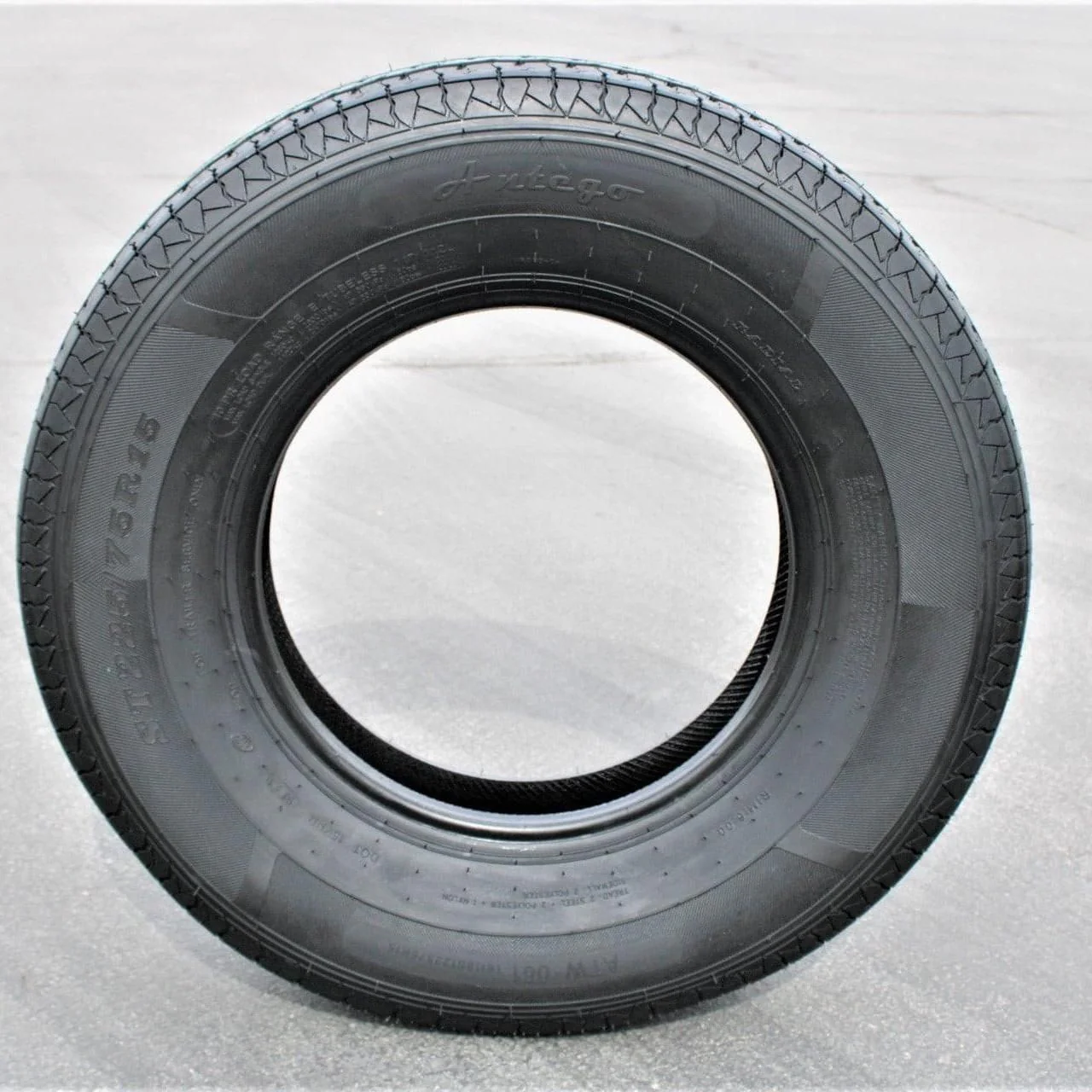 Antego ST225/75R15 Radial Trailer Tire - 10 Ply Load Range E (Set of 1)