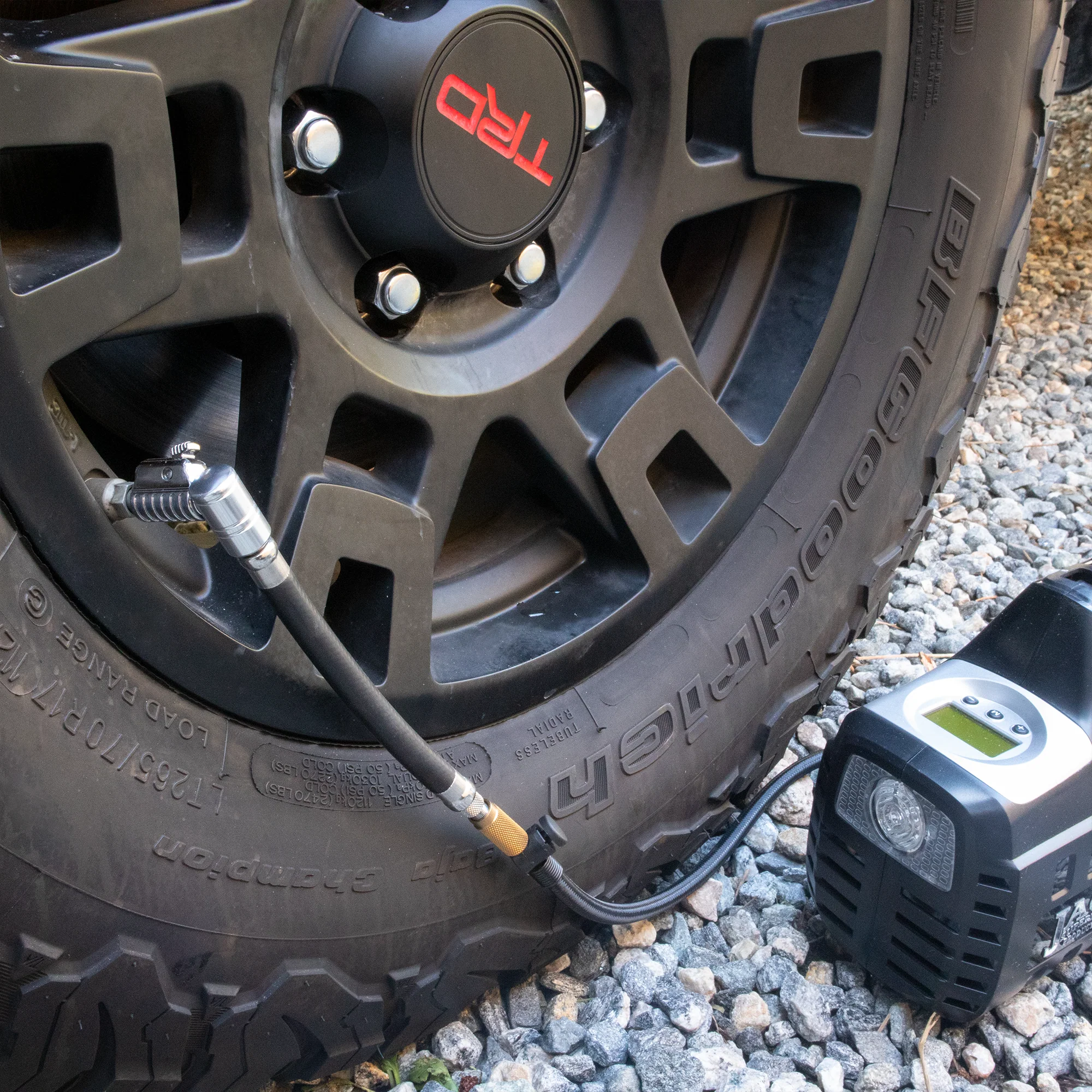 Lightning L2X Tire Inflator Hose Extension Self-Locking Nozzle | Patented Lock-on Air Hose Adapter for Tire Pumps (Open Flow) - Image 8