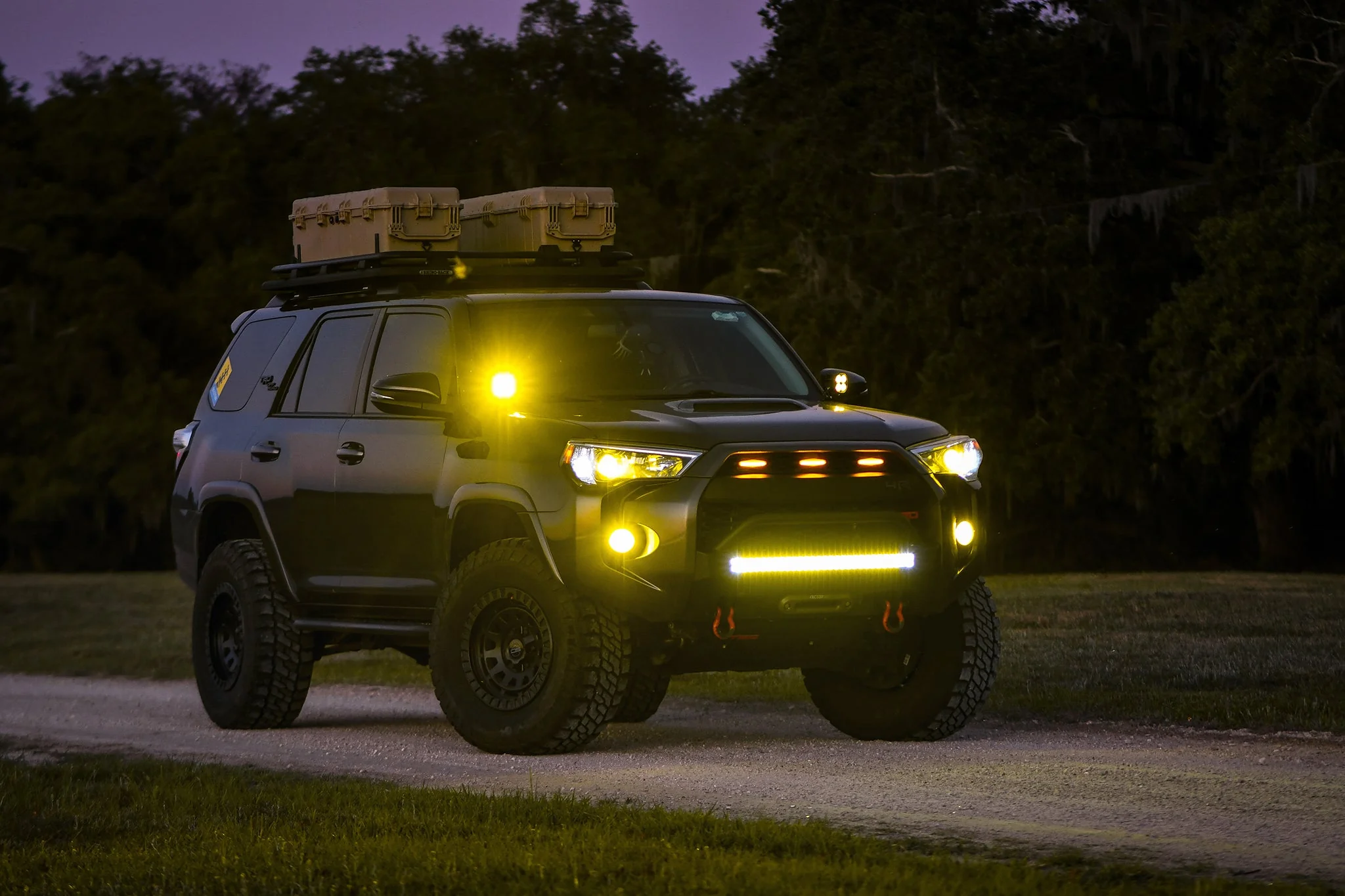 VENTURE | Satin Black - Image 19