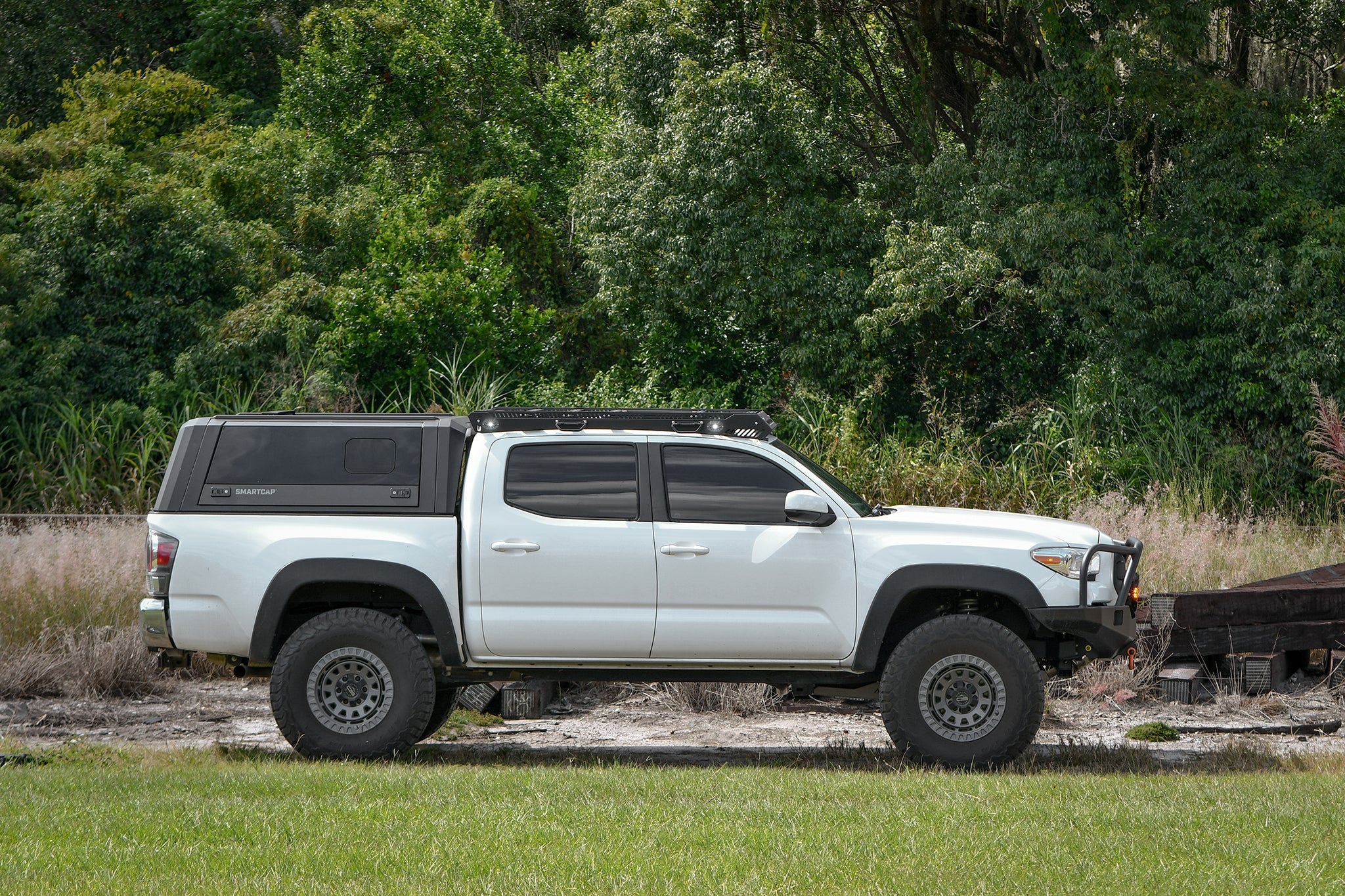 VENTURE | Satin Grey - Image 11